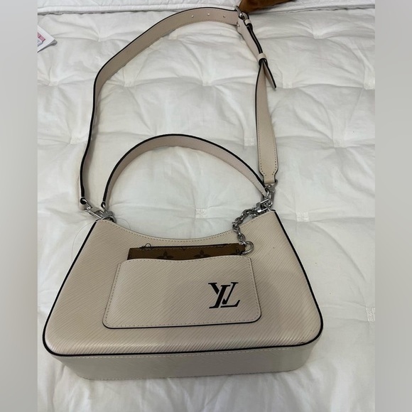 💥SOLD💥Louis Vuitton Marelle - Picture 1 of 13